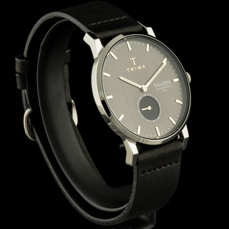 FAST119-CL010112_3.jpg