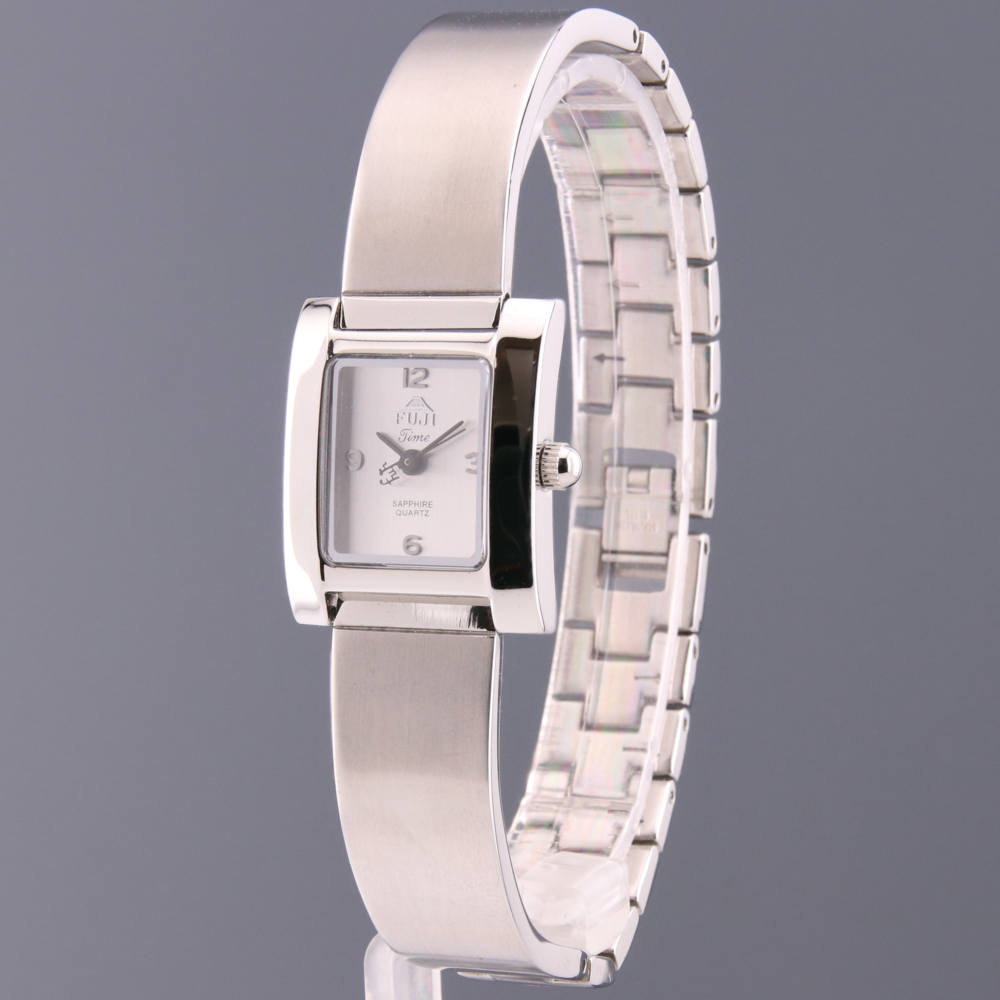 FUJI L3301QS - SILVER_1 kopia.png